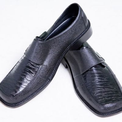 Giày nhựa 205